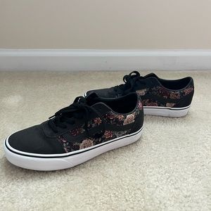 Women’s Vans